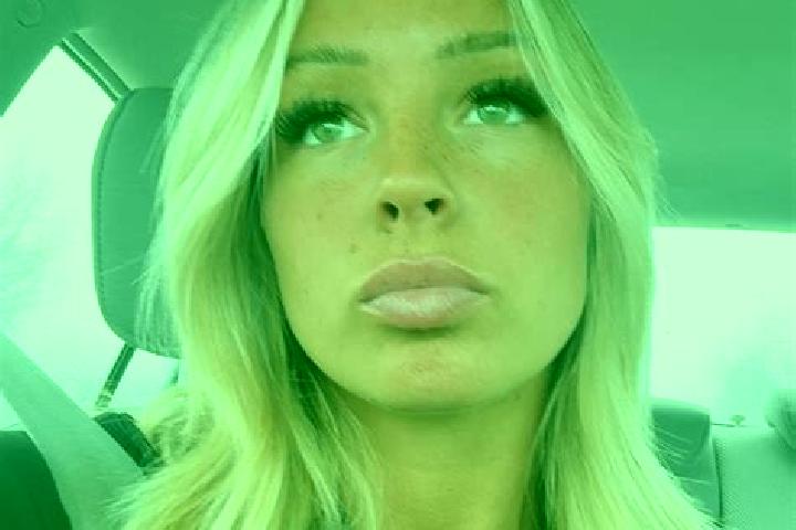 Ivy, 30 — Escort in Olby, France