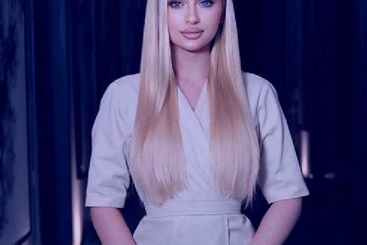 Ivy, 31, a dark blonde dark-eyed caucasian companion based in Hakan. Offering Dinner Date, Tantra, Erotic Massage, Duos. Available for incall and outcall, da...