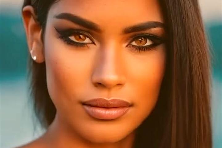 Ivy, 31, a dark blonde green-eyed latina companion based in Boue. Offering A-Level, Couples, Girlfriend Experience. Available for incall and outcall, overnig...