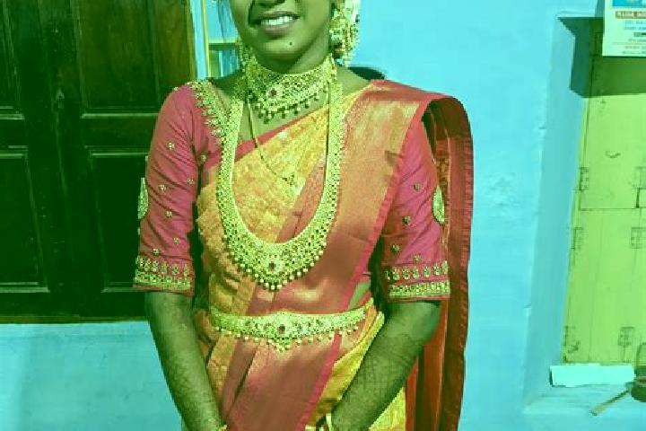 Ivy, 31 — Escort in Sankarankovil, India