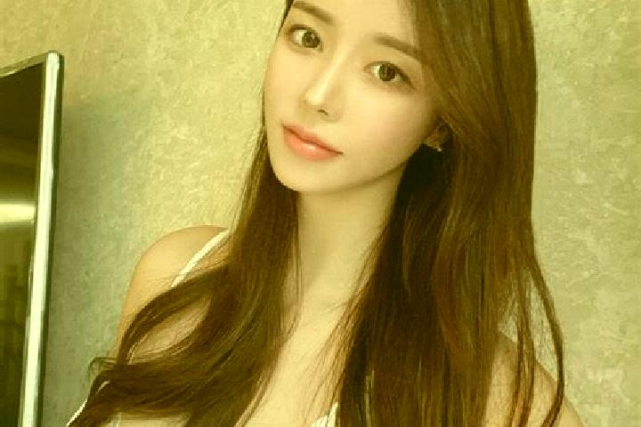 Ivy, 31 — Escort in Shuangxikou, China
