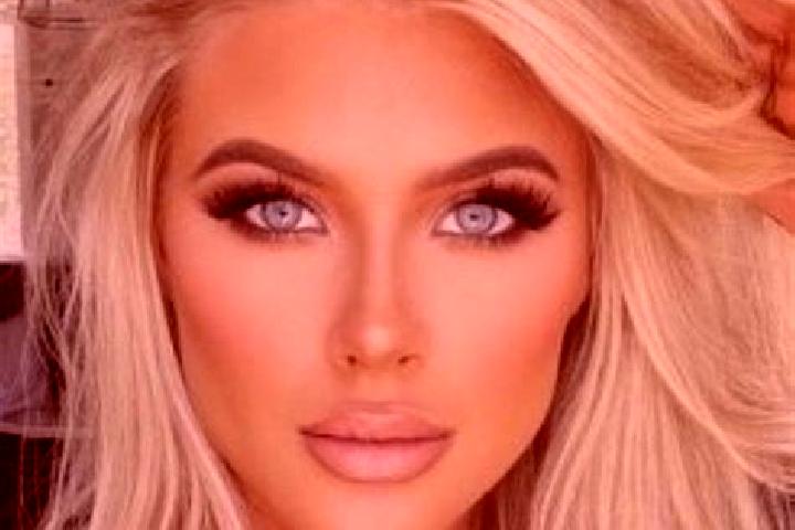 Ivy, 32, a platinum blonde hazel-eyed caribbean companion based in Lilli Pilli. Offering Fetish, Domination, Erotic Massage, Couples. Available for incall an...
