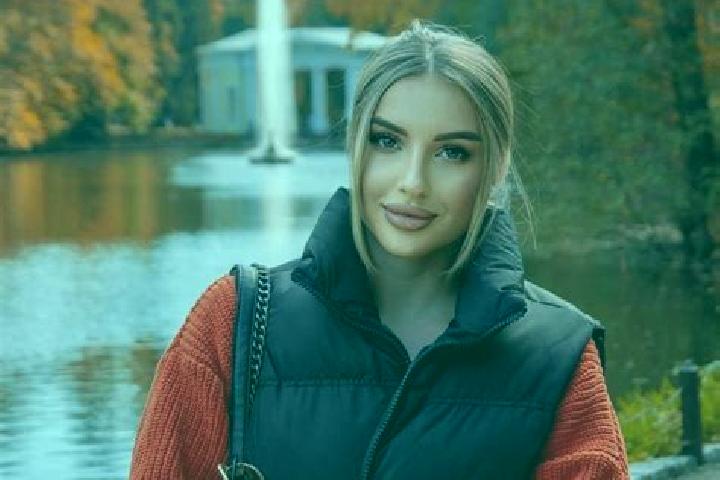 Ivy, 32 — Escort in Viktoriia, Ukraine