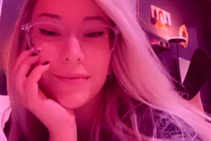 Ivy, 33, a blonde amber-eyed indian companion based in Ternuvate. Offering Duos, OWO, Girlfriend Experience, GFE. Available for incall and outcall, day and e...