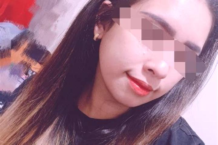 Ivy, 33, a red dark-eyed caribbean companion based in Nam Giang. Offering Travel Companion, Party Girl. Available for incall and outcall, overnight bookings ...