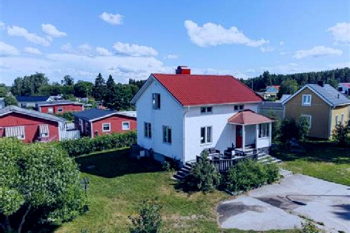 Ivy, 33 — Escort in Bergsviken, Sweden