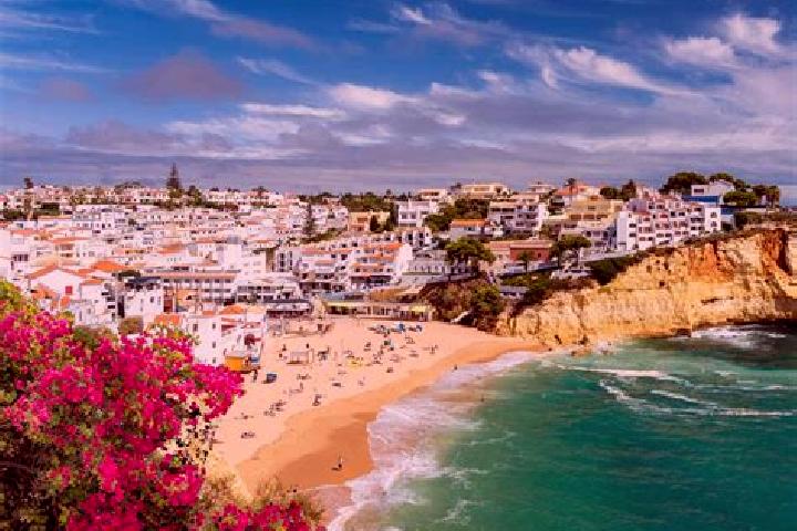 Ivy, 33 — Escort in Carvoeira, Portugal