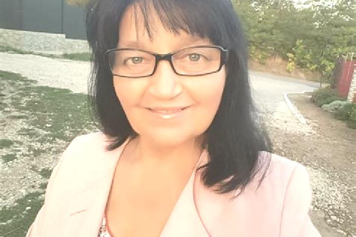 Ivy, 33 — Escort in Dealu Floreni, Romania