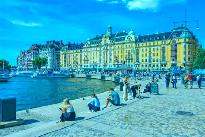 Ivy, 33 — Escort in Hoeoer, Sweden