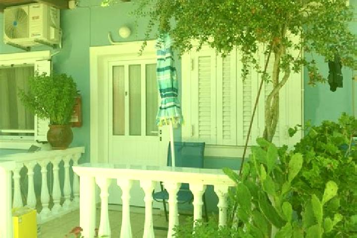 Ivy, 33 — Escort in Oitilon, Greece