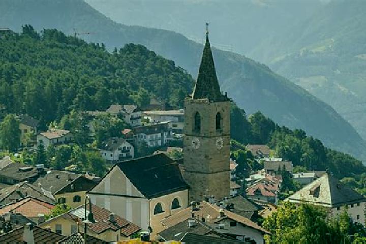 Ivy, 33 — Escort in San Genesio, Italy