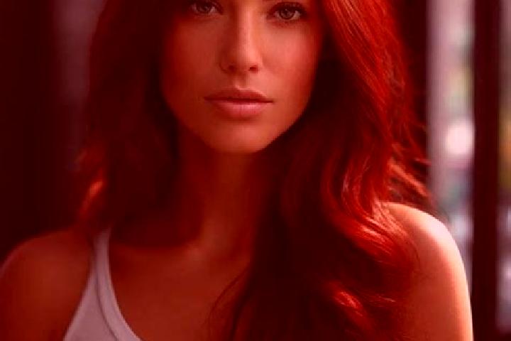 Ivy, 34, a auburn hazel-eyed slavic companion based in Folestii de Sus. Offering Domination, Tantra, Massage. Available for incall and outcall, day and eveni...