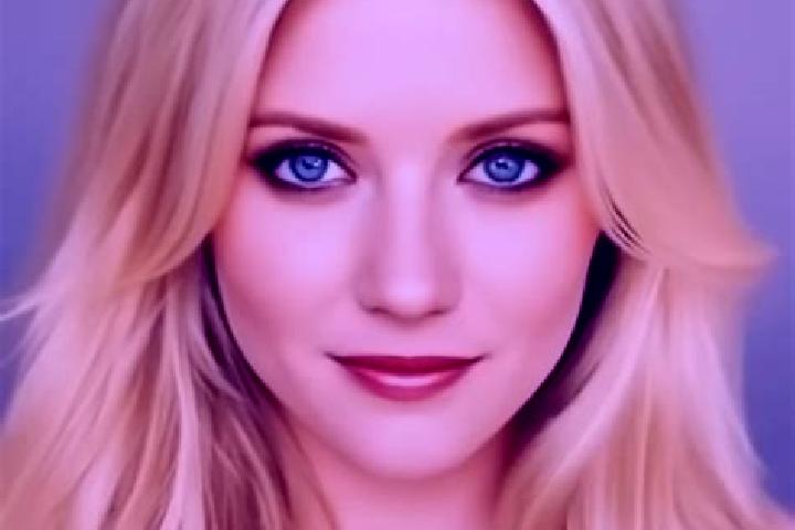 Ivy, 34, a blonde amber-eyed mixed companion based in Eckenroth. Offering Roleplay, Girlfriend Experience, Erotic Massage, BDSM, Dinner Date. Available for i...
