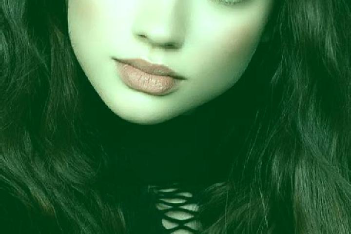 Ivy, 34, a brunette dark-eyed european companion based in Santa Lucia. Offering Prostate Massage, CIM. Available for incall and outcall, day and evening dates.