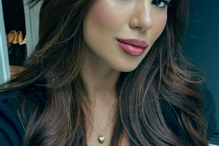 Ivy, 34, a chestnut brown-eyed latina companion based in Vidyayevo. Offering A-Level, Couples, Prostate Massage, Tantra, BDSM. Available for incall and outca...