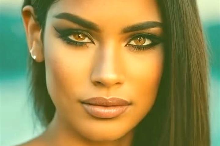 Ivy, 34, a chestnut hazel-eyed latina companion based in Tasil. Offering Dinner Date, Prostate Massage, CIM. Available for incall and outcall, overnight book...