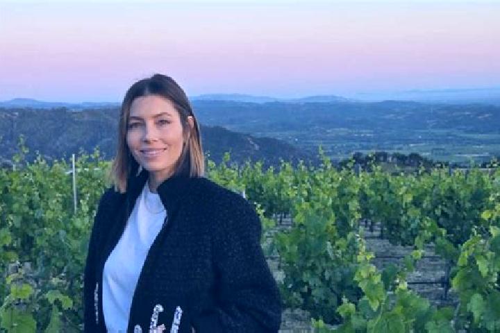 Ivy, 34 — Escort in Biel, Spain