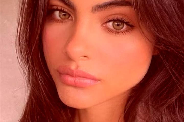 Ivy, 35, a black green-eyed indian companion based in Canaveral de Leon. Offering Roleplay, Party Girl, Erotic Massage, Dinner Date. Available for incall and...