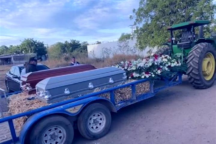 Ivy, 35 — Escort in El Burrion, Mexico
