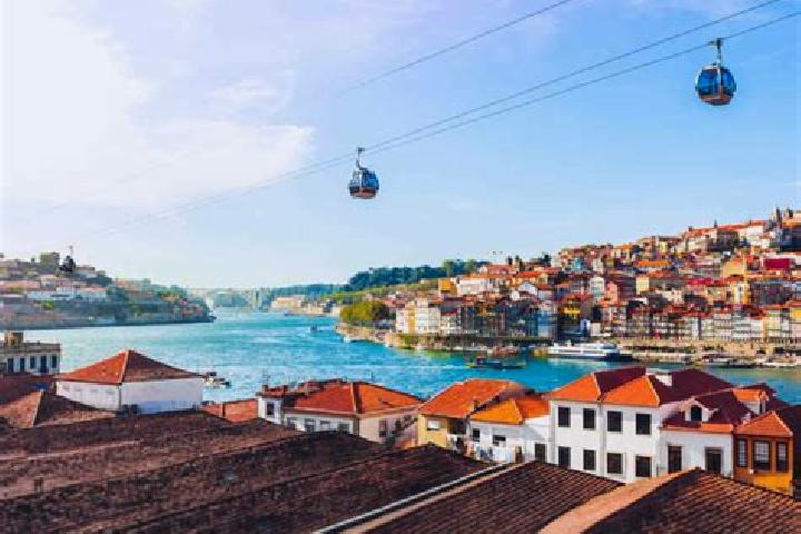 Ivy, 35 — Escort in Salir do Porto, Portugal