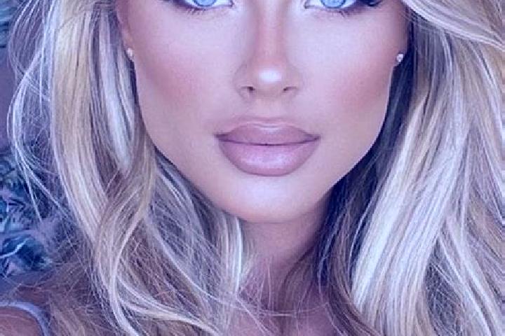 Ivy, 36, a blonde blue-eyed latina companion based in Woolley. Offering CIM, Travel Companion, OWO, Party Girl. Available for incall and outcall, day and eve...