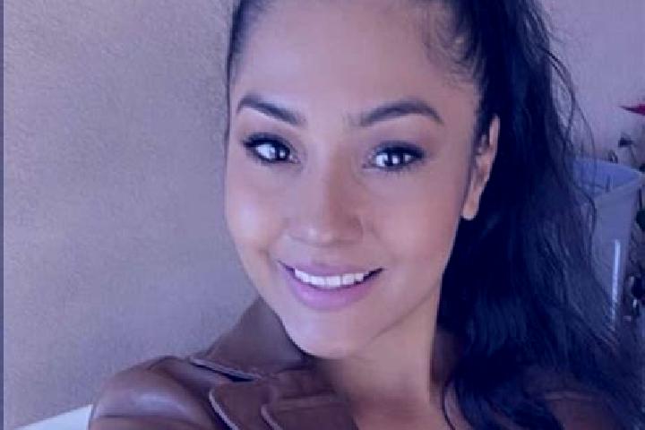 Ivy, 36, a brunette dark-eyed asian companion based in Henderson. Offering Massage, Couples. Available for incall and outcall, overnight bookings available.