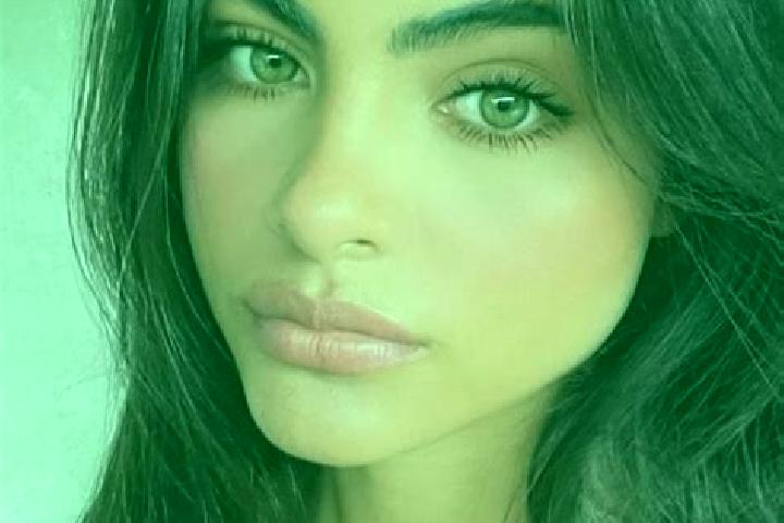 Ivy, 36, a brunette dark-eyed ebony companion based in Waetuwa. Offering Tantra, Erotic Massage, Travel Companion. Available for incall and outcall, day and ...