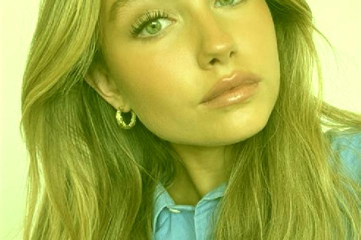Ivy, 36, a dark blonde green-eyed european companion based in Cuto de la Esperanza. Offering Travel Companion, Roleplay, Girlfriend Experience, GFE, CIM. Ava...