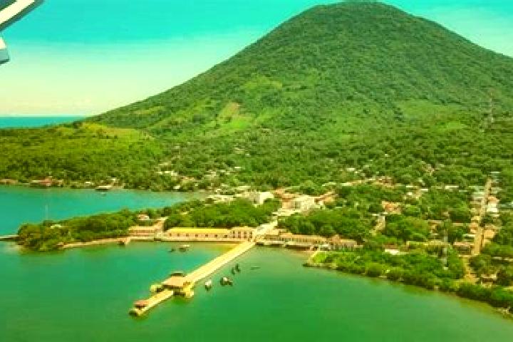 Ivy, 36 — Escort in El Tigre, Honduras