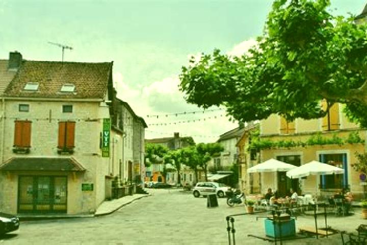 Ivy, 36 — Escort in Limogne-en-Quercy, France