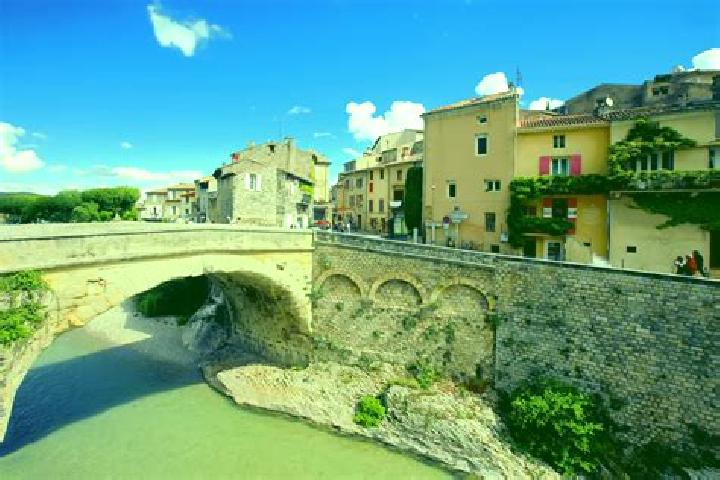 Ivy, 36 — Escort in Vaison-la-Romaine, France