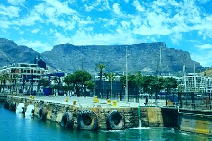 Ivy, 37 — Escort in Bombardeiro, Cape Verde