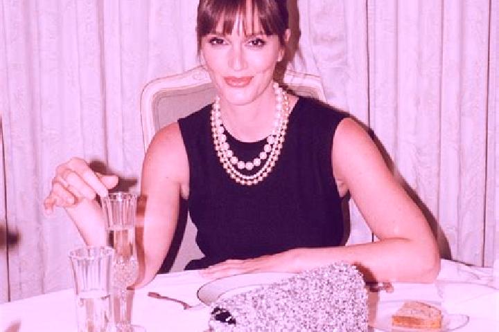 Ivy, 37 — Escort in Burleith-Leighton, United States