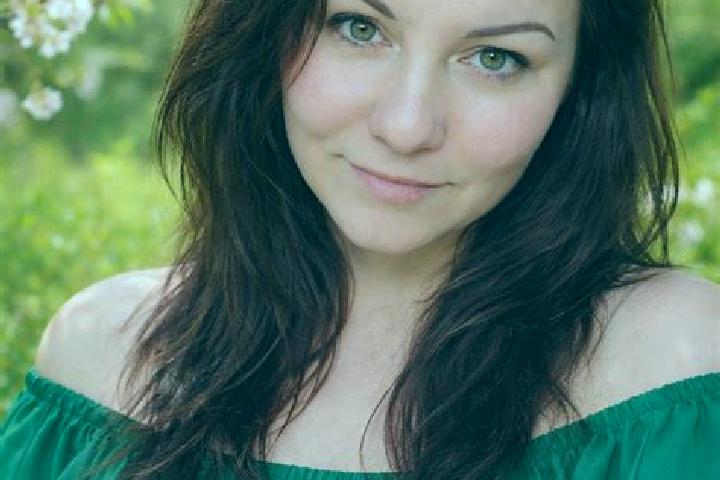 Ivy, 37 — Escort in Nadezhda, Russia