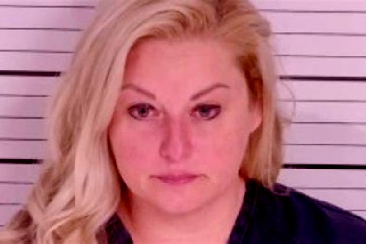Ivy, 37 — Escort in Whitesburg, United States