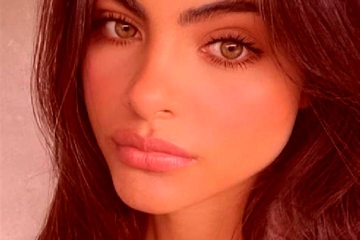 Ivy, 38, a brunette dark-eyed middle eastern companion based in Kuhanjan. Offering Striptease, Dinner Date, Overnight. Available for incall and outcall, day ...