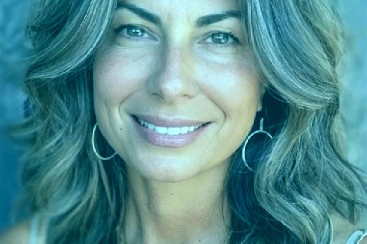 Ivy, 38, a brunette grey-eyed latina companion based in Planany. Offering OWO, A-Level, Couples, GFE, Girlfriend Experience. Available for incall and outcall...