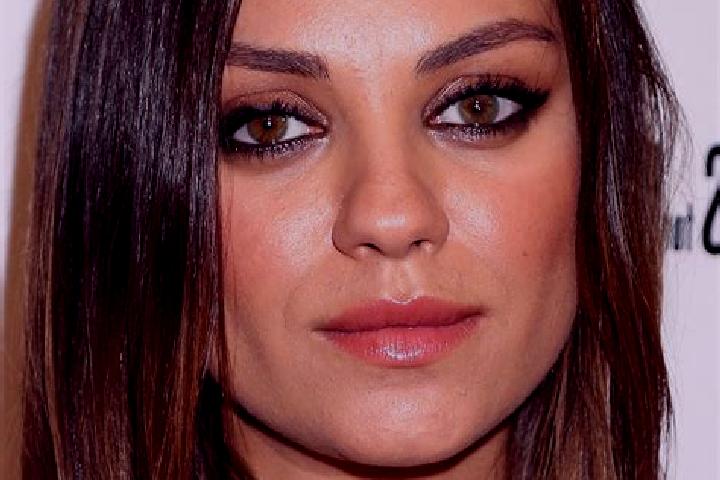Ivy, 38, a brunette hazel-eyed indian companion based in Souvigne-sur-Sarthe. Offering Deep French Kissing, Overnight, Duos. Available for incall and outcall...
