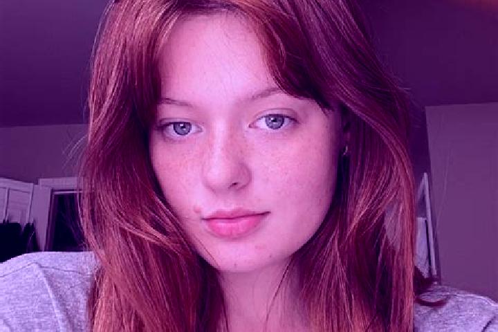 Ivy, 38, a red brown-eyed caucasian companion based in Etrepagny. Offering Deep French Kissing, CIM, OWO. Available for incall and outcall, day and evening d...