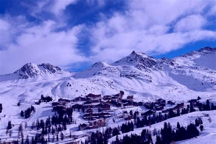 Ivy, 38 — Escort in Belle-Plagne, France
