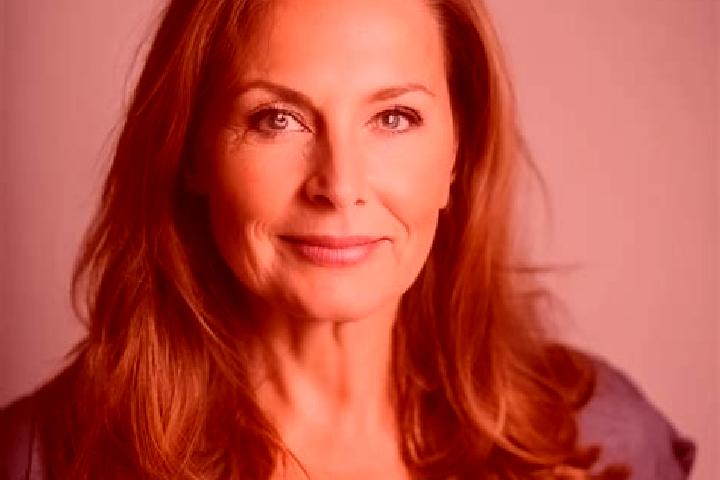 Ivy, 39, a auburn amber-eyed caucasian companion based in Reynella East. Offering OWO, Deep French Kissing, Travel Companion, Overnight. Available for incall...