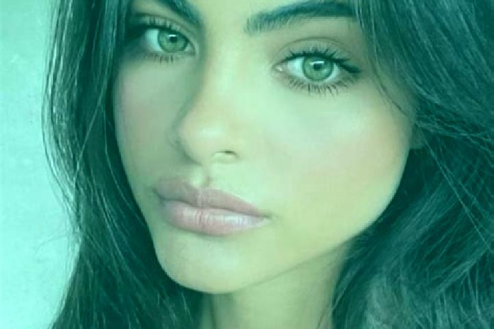 Ivy, 39, a black hazel-eyed european companion based in Verolavecchia. Offering Deep French Kissing, Party Girl, Travel Companion. Available for incall and o...