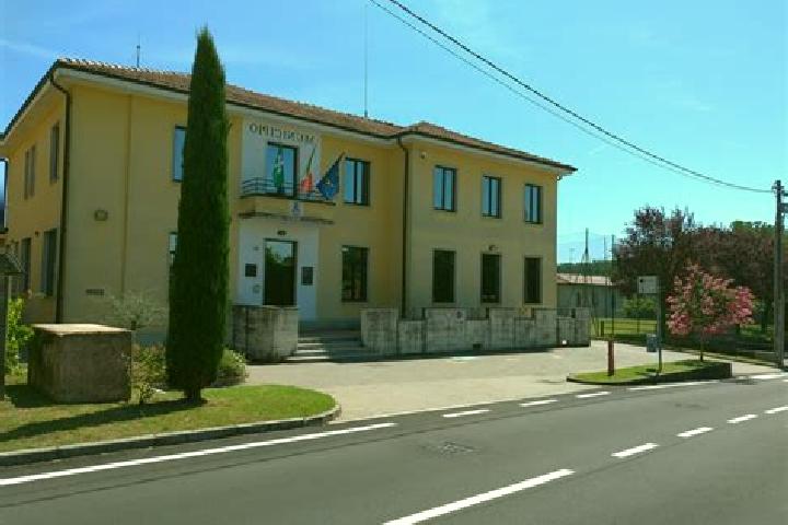 Ivy, 39 — Escort in Crosio della Valle, Italy