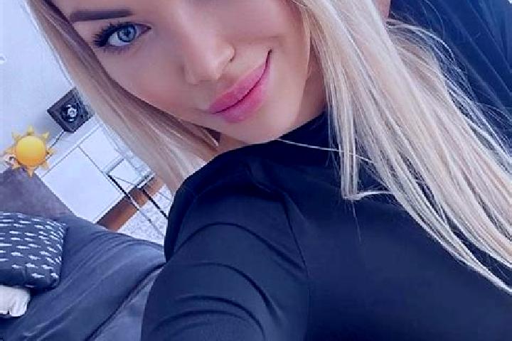 Ivy, 39 — Escort in Verovany, Czech Republic
