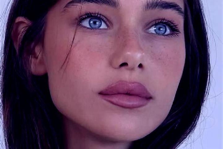 Jade, 20, a brunette grey-eyed caucasian companion based in Sevilla Don Bosco. Offering A-Level, Party Girl, Couples, OWO. Available for incall and outcall, ...