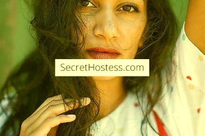 Jade, 20, a red amber-eyed indian companion based in East Quogue. Offering BDSM, Couples. Available for incall and outcall, day and evening dates.