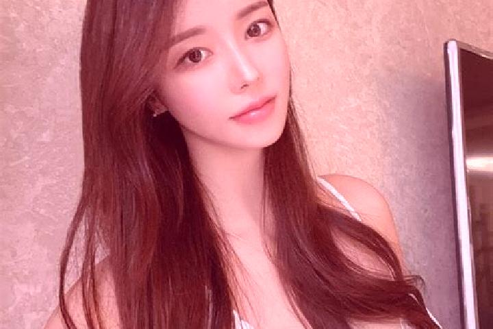 Jade, 20 — Escort in Emirdogan, Turkey