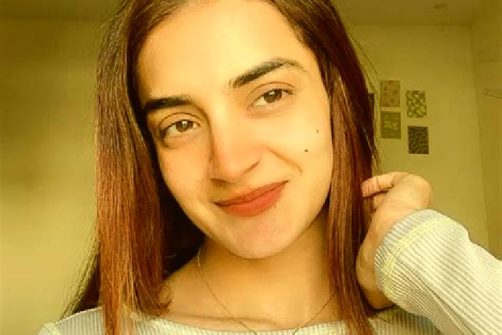 Jade, 20 — Escort in Jangra, China