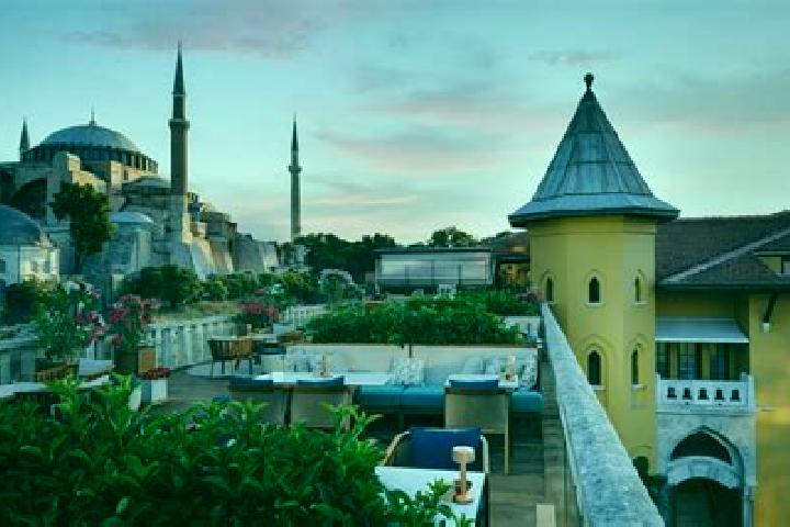 Jade, 20 — Escort in Sultanahmet, Turkey