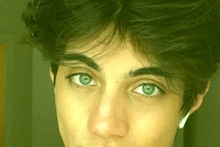 Jade, 21, a chestnut grey-eyed indian companion based in Angera. Offering Duos, OWO, 69. Available for incall and outcall, overnight bookings available.